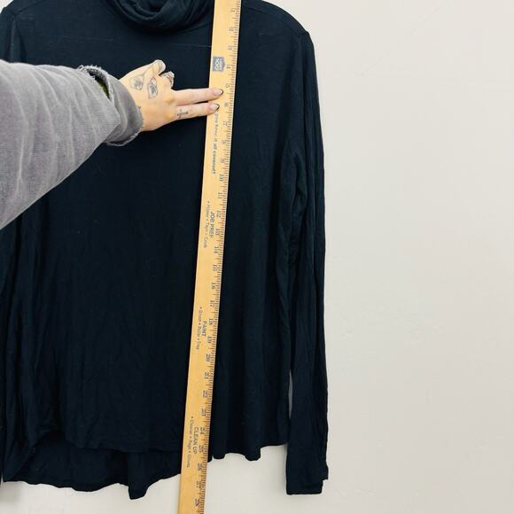 PrAna Black Long Sleeve Turtle Neck Shirt Women’s Size M - Picture 4 of 7